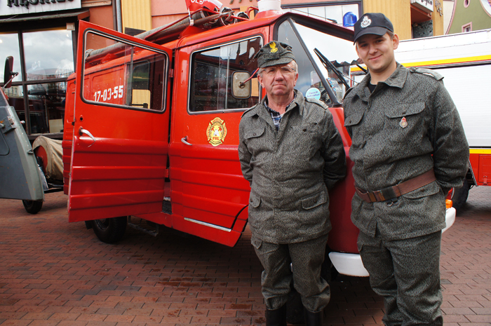 Konrad Zachajczuk i jego dziadek Tadeusz Szaraniec
